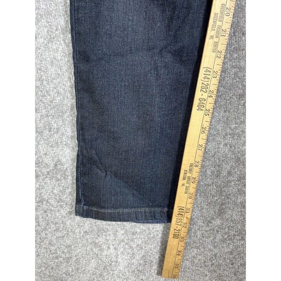 Liz Claiborne Slim Fit Straight Leg Jeans Womens Size 14 Dark Wash Blue Denim - Picture 15 of 16